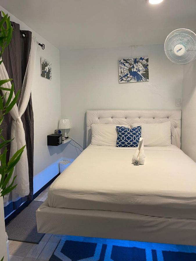 Blue Royalty Bed & Breakfast Portmore Bagian luar foto