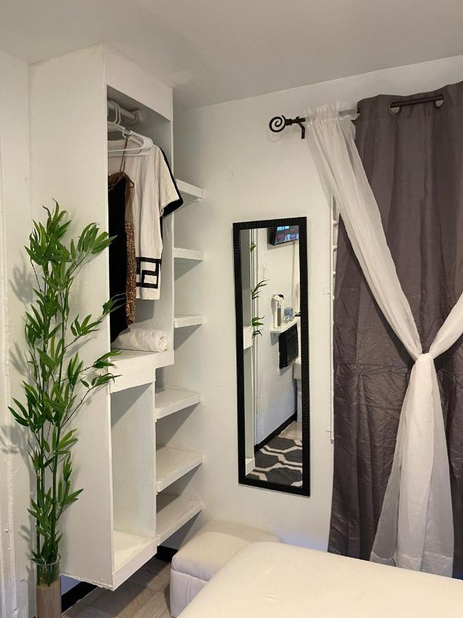 Blue Royalty Bed & Breakfast Portmore Bagian luar foto