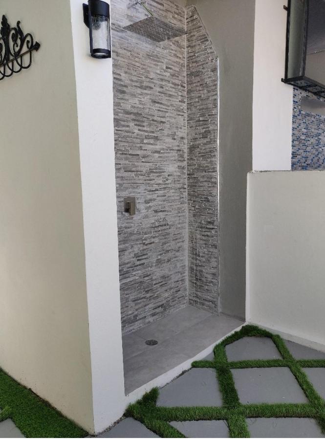 Blue Royalty Bed & Breakfast Portmore Bagian luar foto